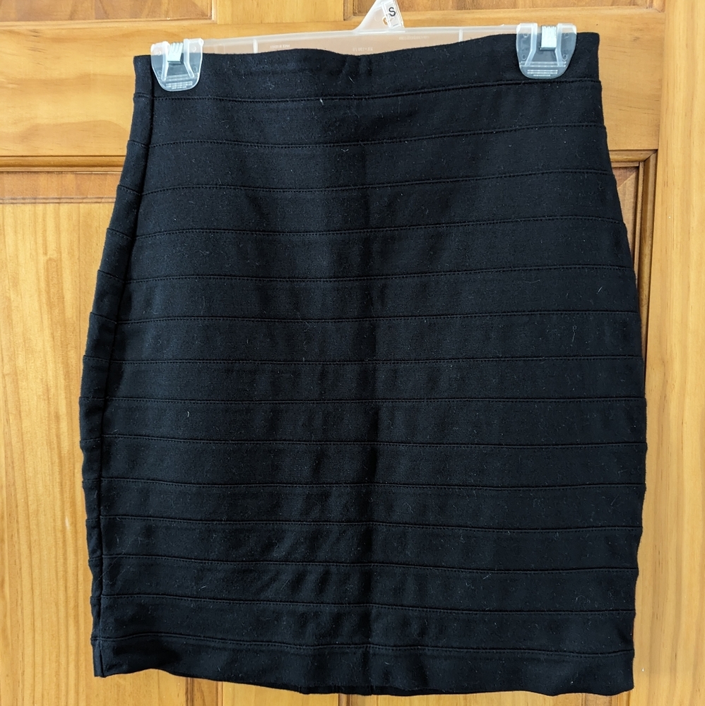 Black tight Express skirt, stretchy and comfortable but dressy